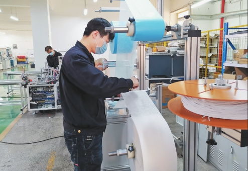 我省科技企業(yè)成功研發(fā)并交付全自動(dòng)口罩機(jī)生產(chǎn)線，網(wǎng)絡(luò)科技研發(fā)助力抗疫生產(chǎn)